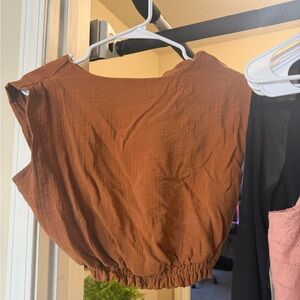 a new day Women's Rust Crop Top